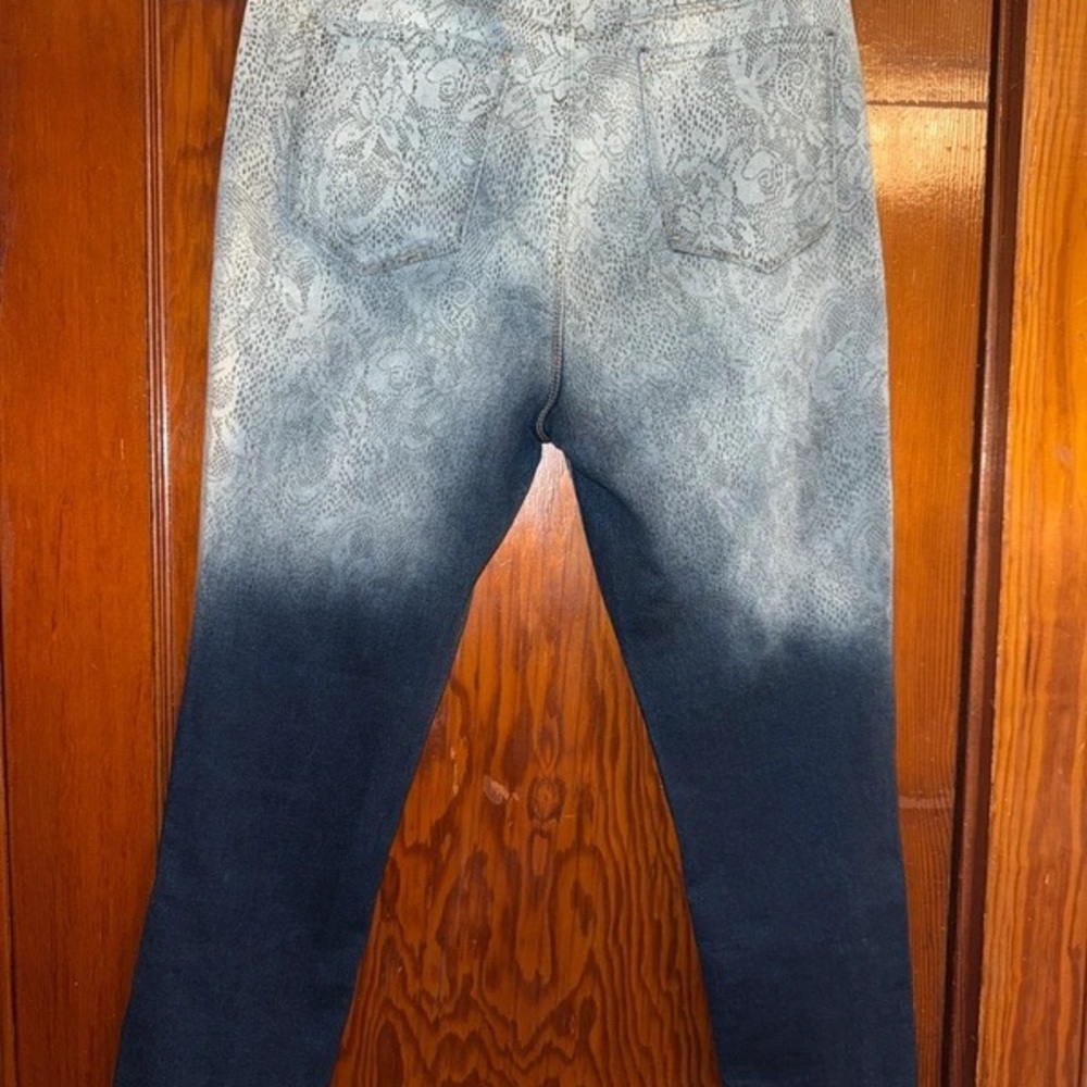 Fashion Nova Men's Ombre Floral-Print Slim Straight Jeans - Blue Fade - Picture 2 of 4